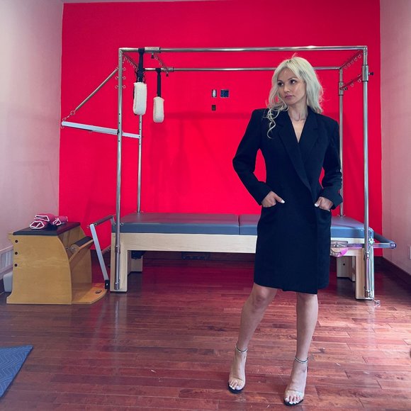 (Donated - not available) Norma Kamali Blazer Dress Sz 4 - Picture 1 of 16